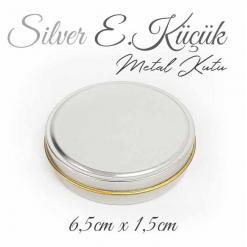 silver küçük metal kutu