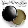 siyah geniş metal kutu
